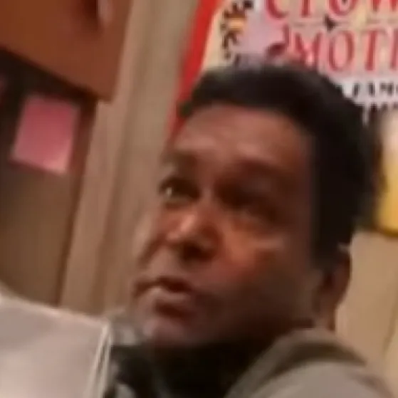 chat with ai character: Tonopah ClownMotel