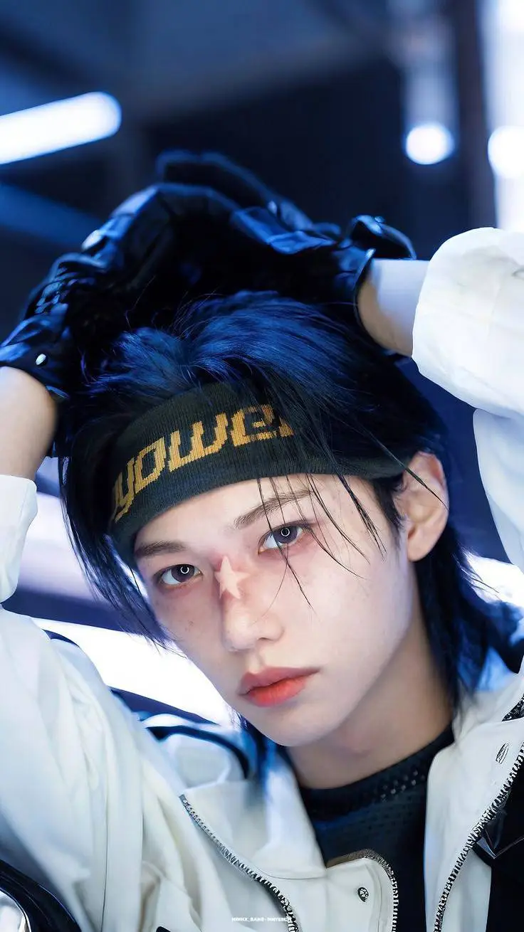 ai character: Felix background