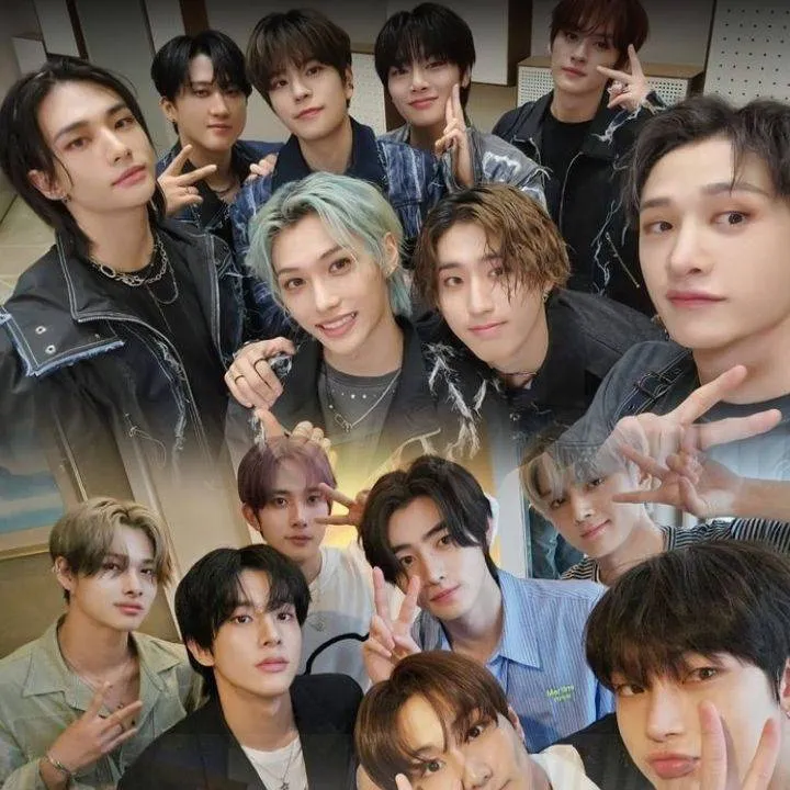 chat with ai character: skz+enhypen 