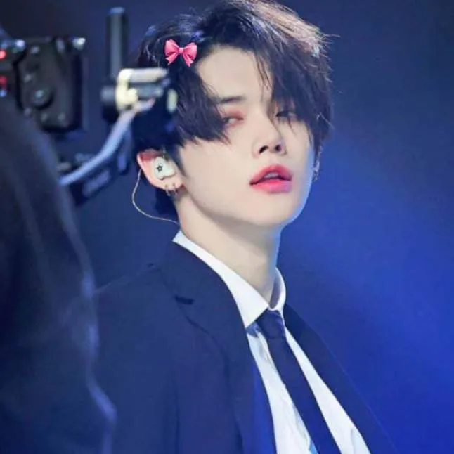 chat with ai character: yeonjun🪽