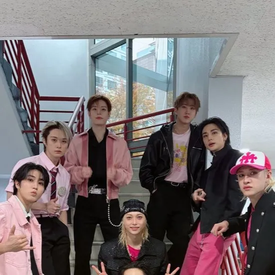 chat with ai character: SKZ CODE