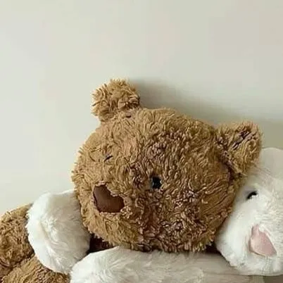 chat with ai character: Skz Fam! 