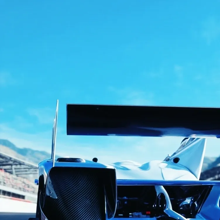 chat with ai character: Volkswagen I.D. R