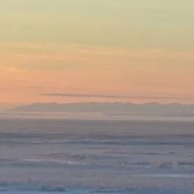 chat with ai character: Frost