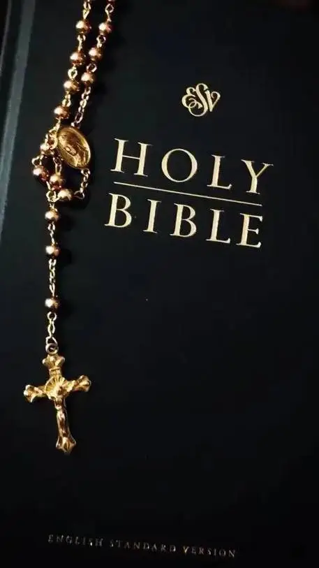 ai character: Jesus Christ👑 background