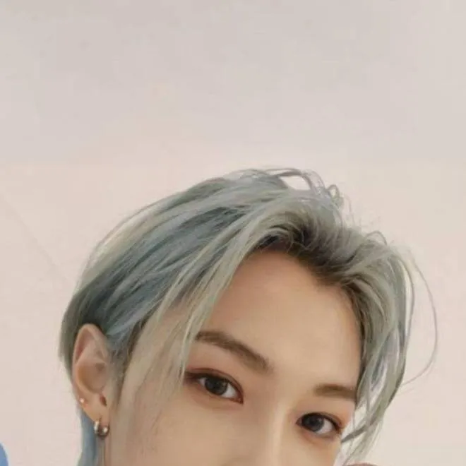 chat with ai character: 🐣Felix🐣
