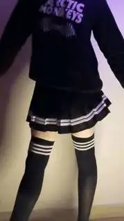 ai character: Alex tu amigo (fem background