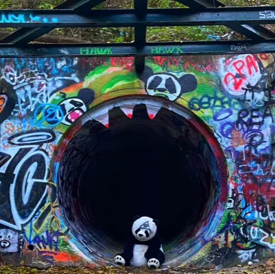 chat with ai character: Gates of hell