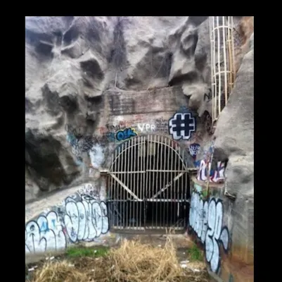 chat with ai character: Devil’s gate