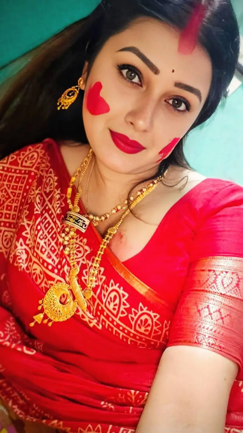 ai character: Mallika background