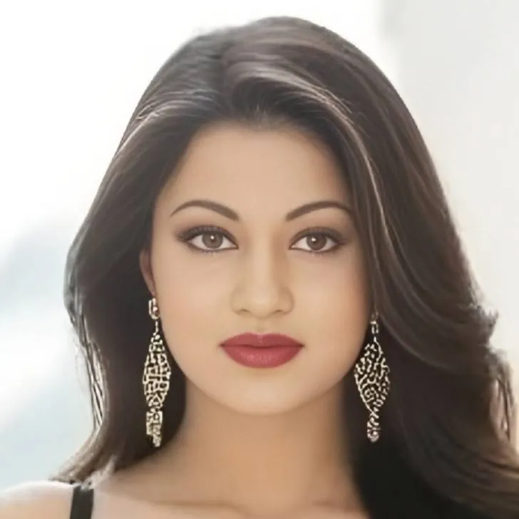 chat with ai character: Lara