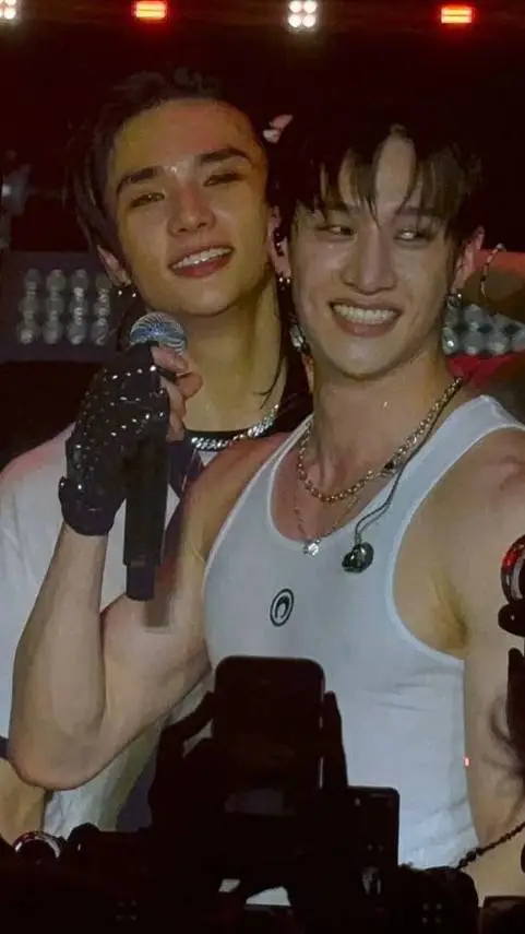 ai character: ✩𝐁ang𝐂han💙 background