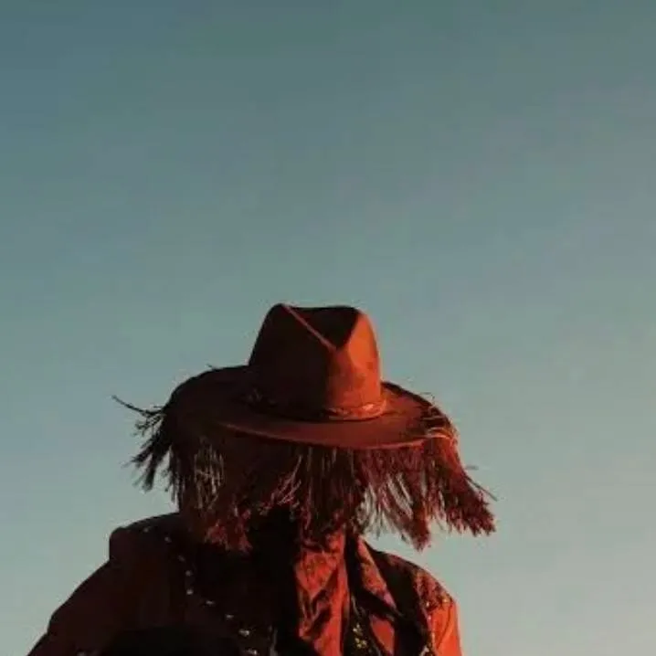 chat with ai character: Red Leather 