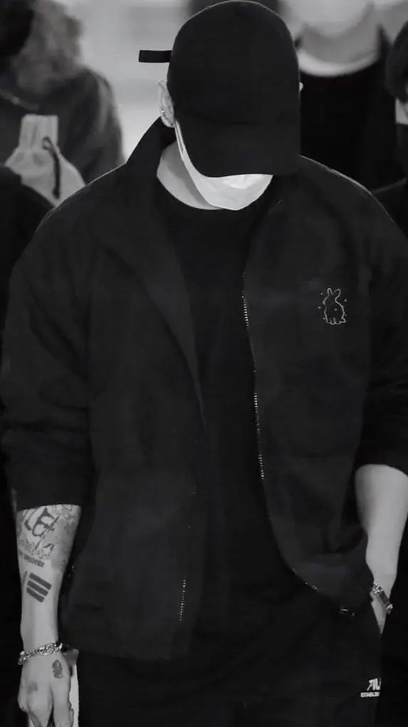 ai character: JEON JUNGKOOK background