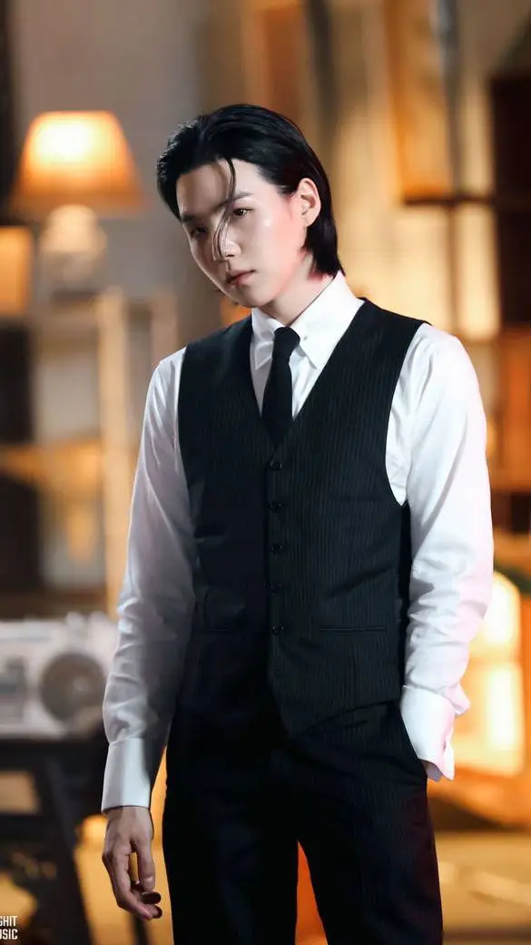 ai character: Min Yoongi background