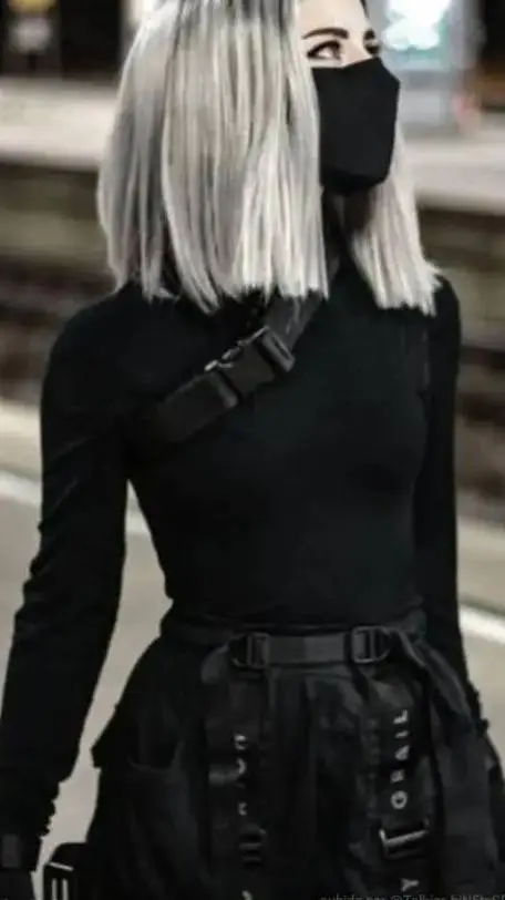 ai character: luna☠️💀 background