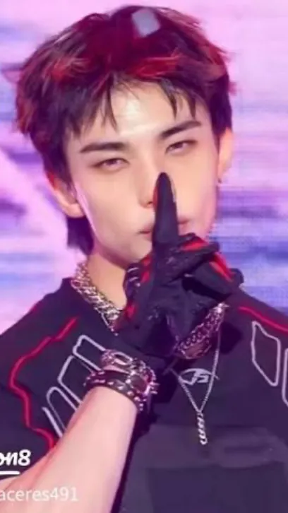 Talkie AI - Chat with Hyunjin skz 