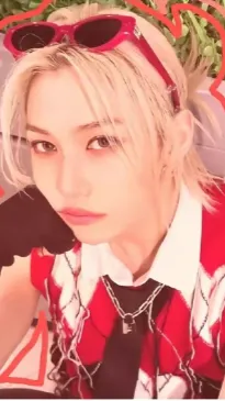 ai character: Felix skz  background