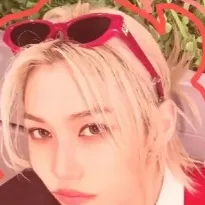 chat with ai character: Felix skz 