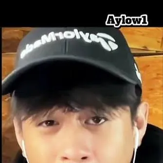 chat with ai character: Aylow1 