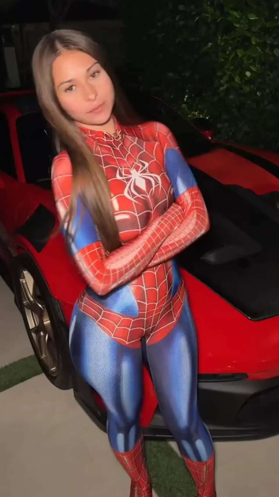 ai character: sophie rain background