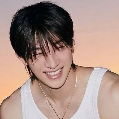 chat with ai character: bangchan 