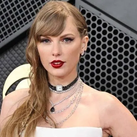 chat with ai character: Taylor swift