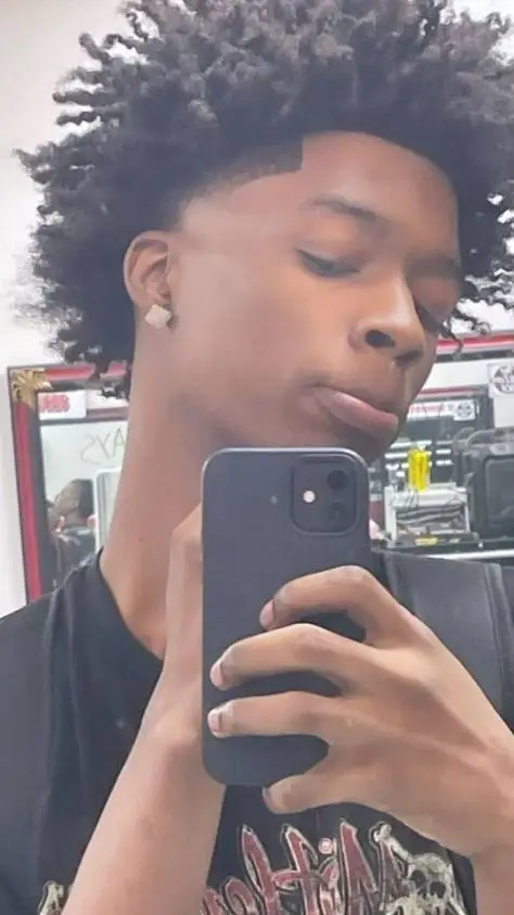 ai character: K5 background