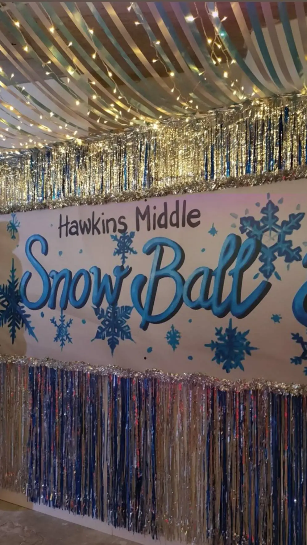 ai character: "snowball'84" background