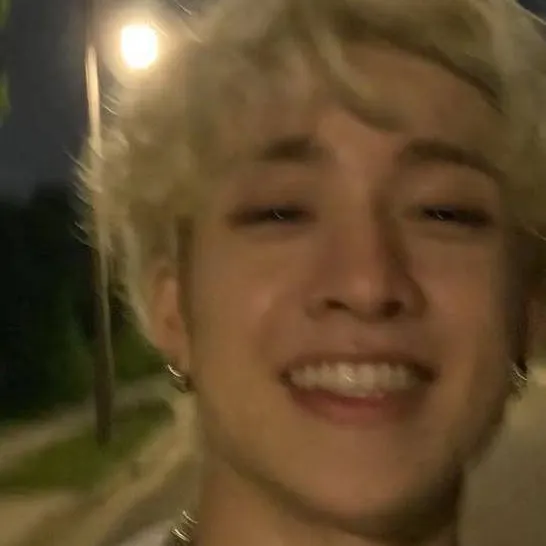 chat with ai character: Bangchan