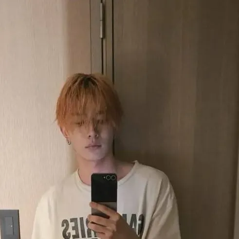 chat with ai character: ~Heeseung~