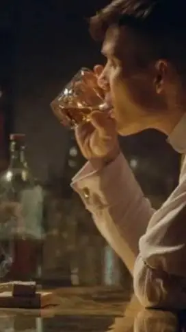 ai character: Томас🥃 background