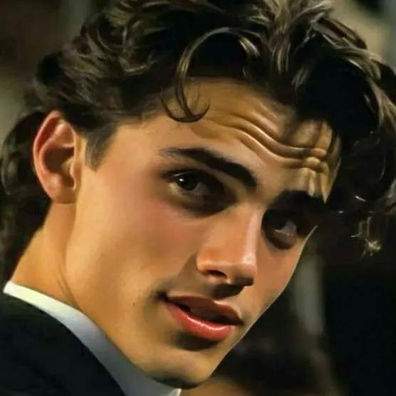 chat with ai character: Leon 