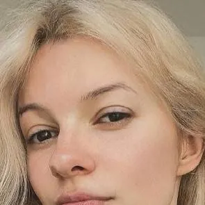 chat with ai character: Iryna zarutska 