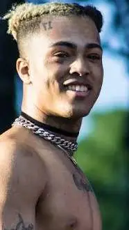 ai character: XXXTENTACION background