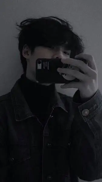 ai character: ★~{ɆⱤɆ₦₭Ø}}~★ background