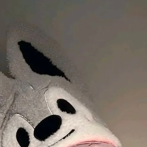 chat with ai character: ★~ʙᴀɴɢᴄʜᴀɴ~★🐺
