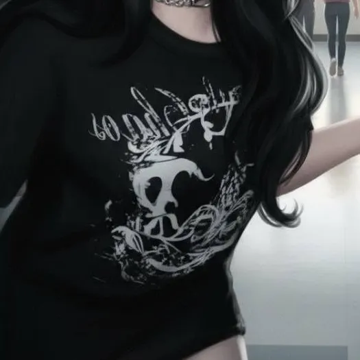 chat with ai character: Lucy Van Hellsing