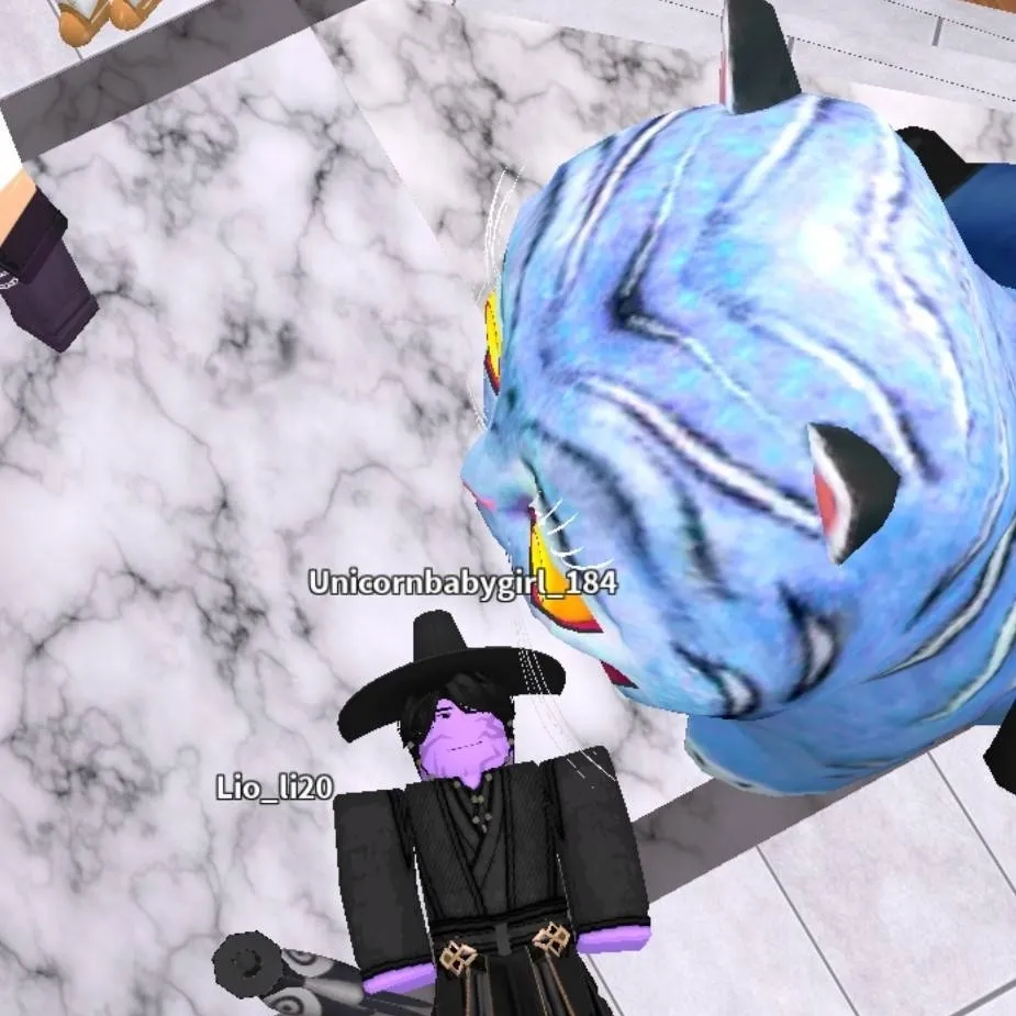 chat with ai character: huntrx and saja 