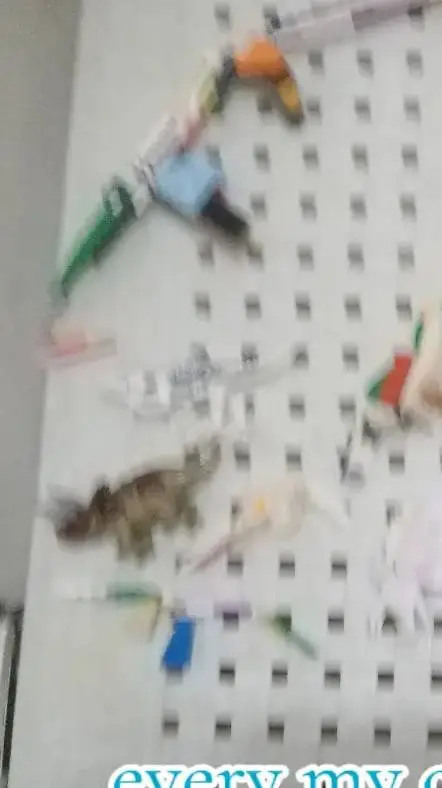 ai character: forskenvorevsdino7 background