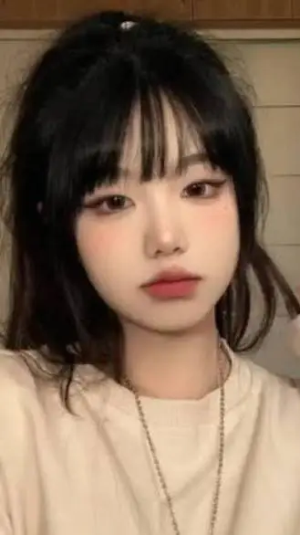 ai character: Park-Kam background