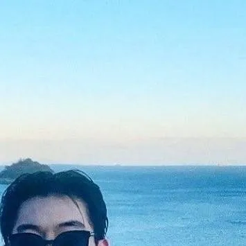 chat with ai character:  CHOI HYUN WOOK