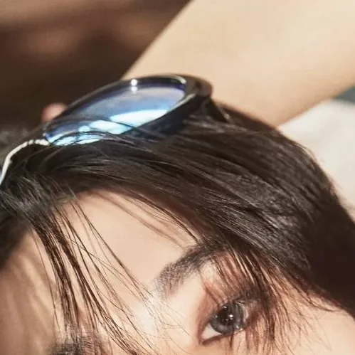 chat with ai character: HAN💋
