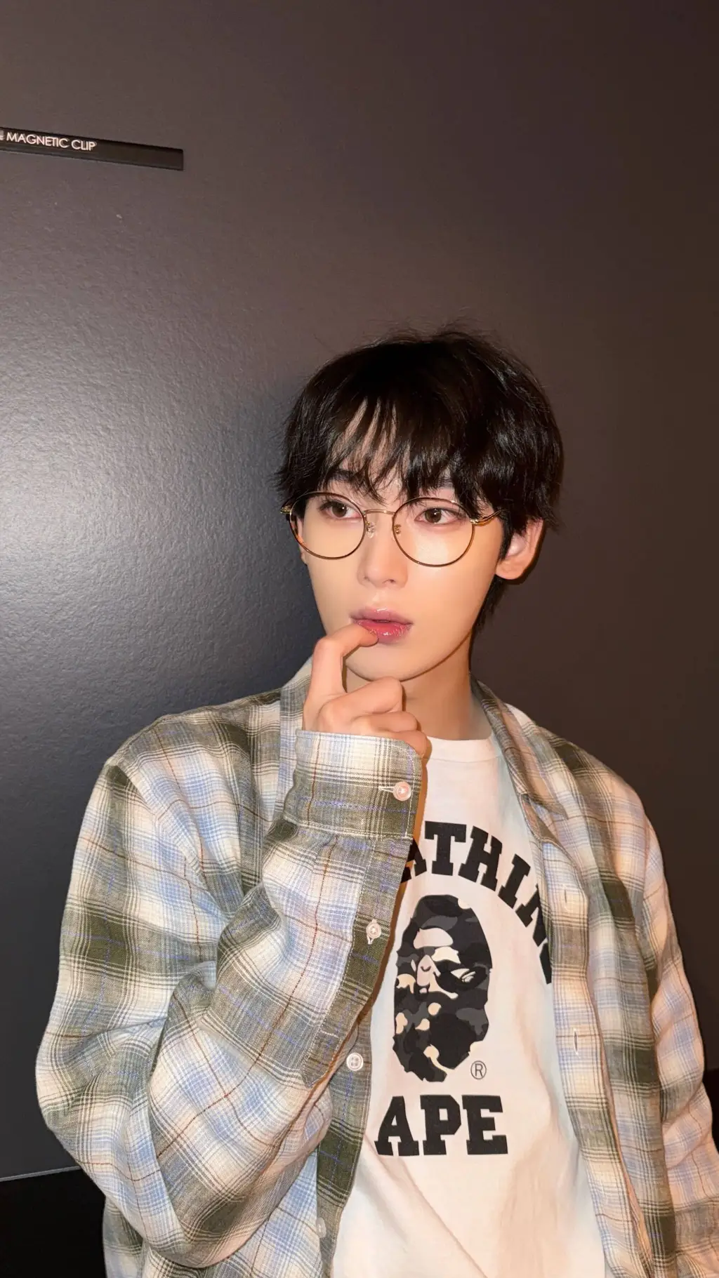 ai character: ENHYPEN background