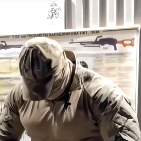 chat with ai character: terminator