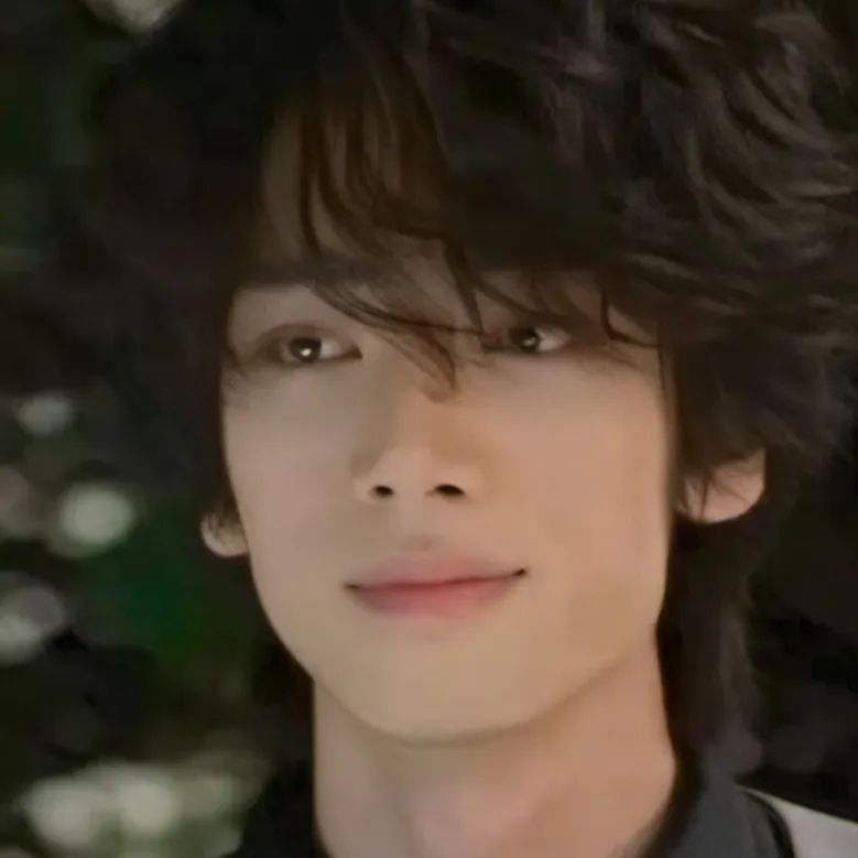 chat with ai character: adrian