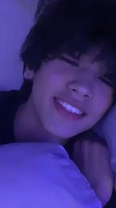 ai character: kyung background