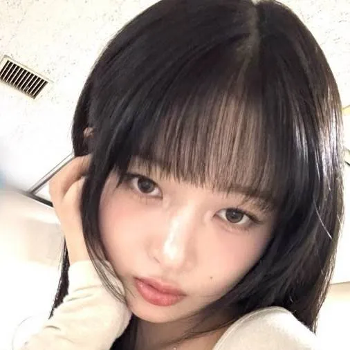 chat with ai character: Rei(I've)