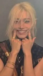 ai character: Felix  background