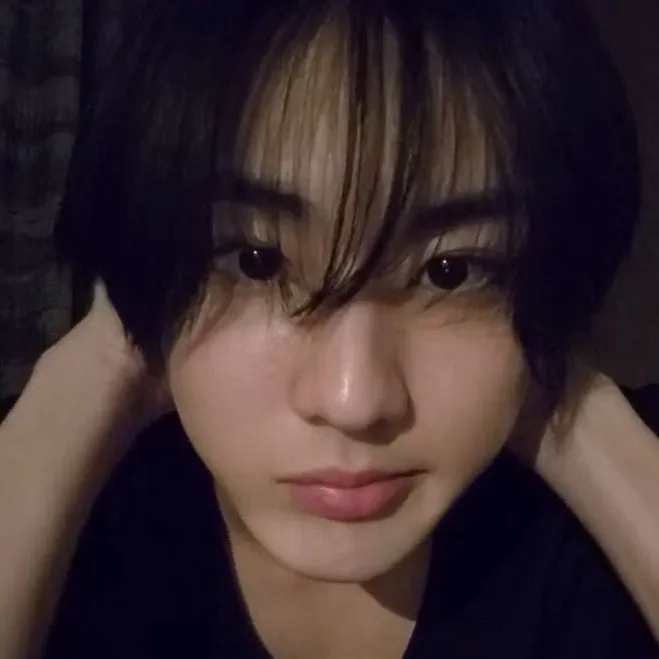 chat with ai character: Jungwon 